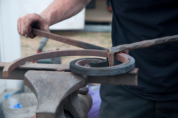 Pour vos travaux de menuiserie, faites confiance à un ferronnier passionné !